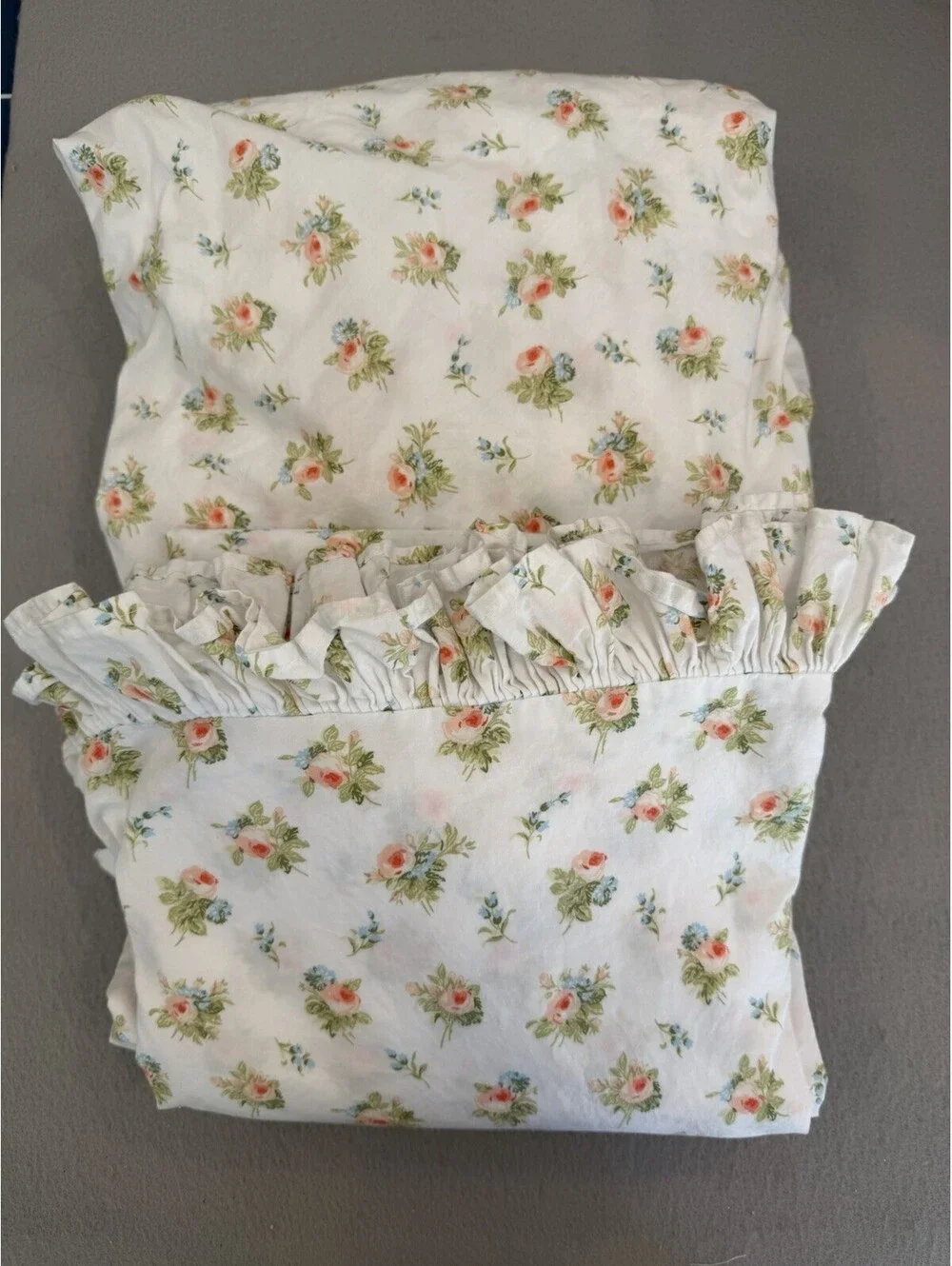 Laura Ashley Two Piece Sheet Set Size Full Peach & Blue Roses 100% Cotton EUC